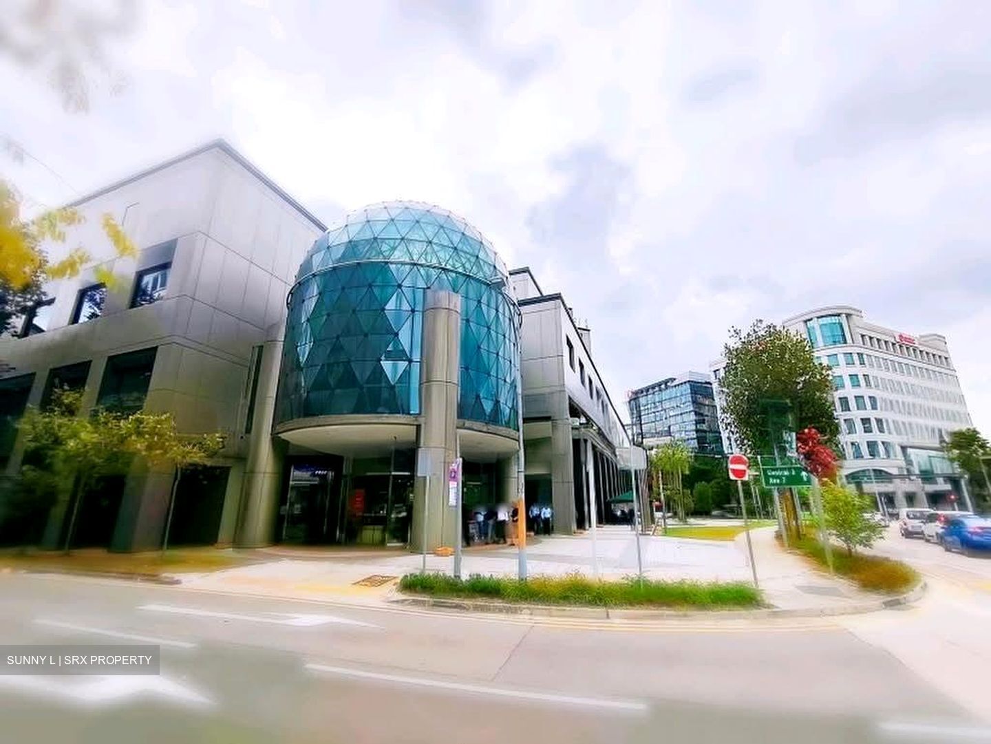 Tampines Central 1 (D18), Retail #575631181